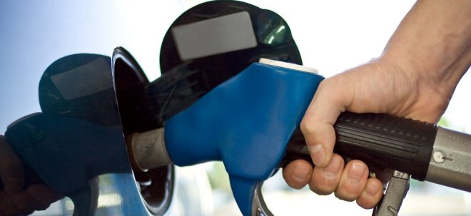Diesel nähert sich Rekord Spritpreise in Deutschland auf Neunjahreshoch
