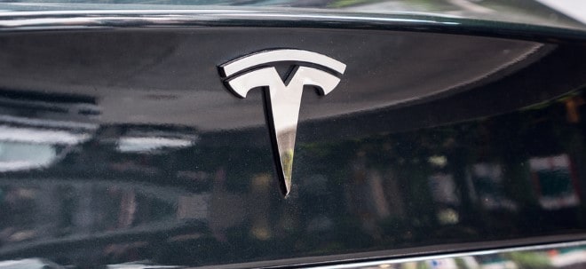 Morgan Stanley Traut Der Tesla Aktie In Bullenszenario 2 000 Us Dollar Zu 13 07 Finanzen Ch