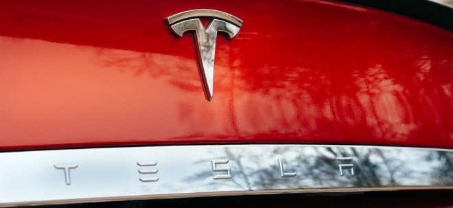 Trotz Kursrückgang: Analyst bleibt optimistisch für Tesla-Aktie