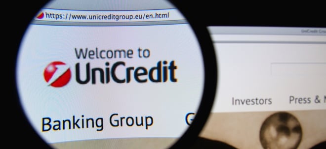 UniCredit- und Commerzbank-Aktien in Grün: Kukies kritisiert UniCredit bei Commerzbank-Plänen